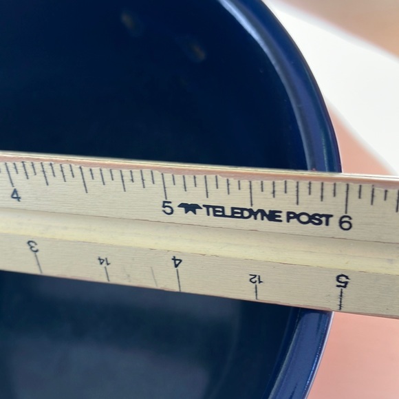 Enamelware Pot & Lid, And Red Speckled Saucepan - Picture 12 of 14